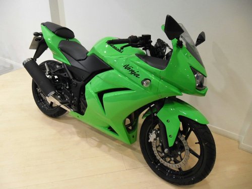 Product picture 1998-1999 Kawasaki Ninja ZX-6R Motorcycle Workshop Repair Service Manual